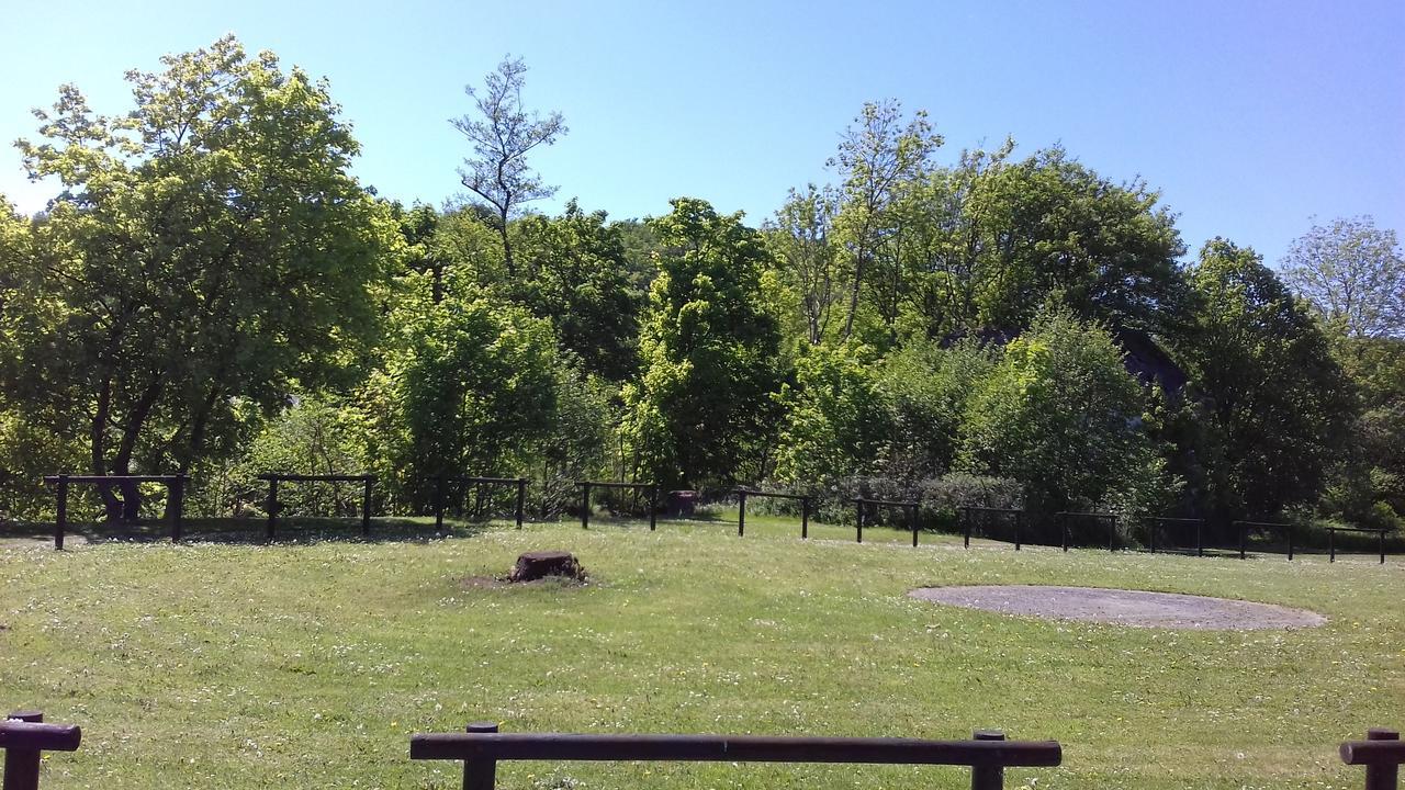 Domaine Du Hulobiet Chalet Fromelennes