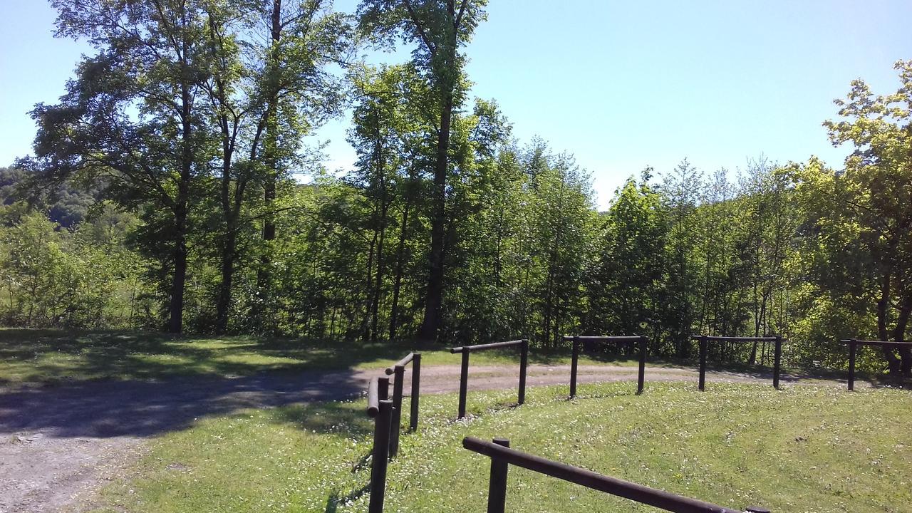 Domaine Du Hulobiet Chalet Fromelennes